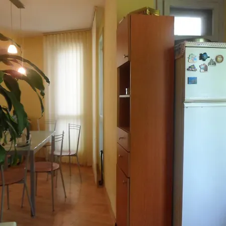 Ivan And Dilyana Appartement *